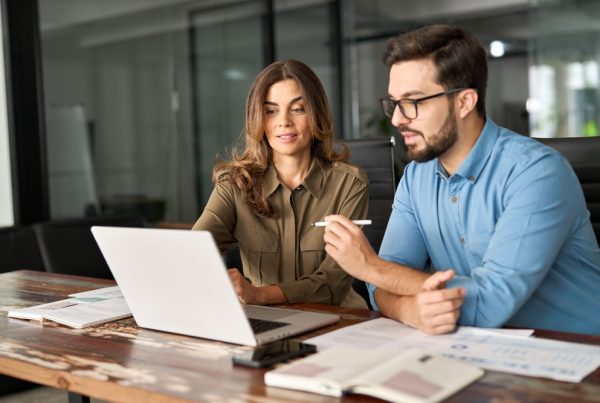 invoice factoring vs business loan