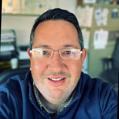 Jeff Mugnaini, Operations Manager