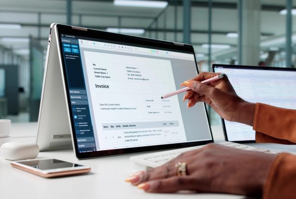 Invoice Factoring vs Invoice Discounting